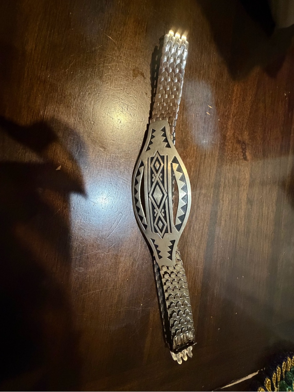 Vintage Tribal- native southwestern Engraved Silver-Tone stretch belt